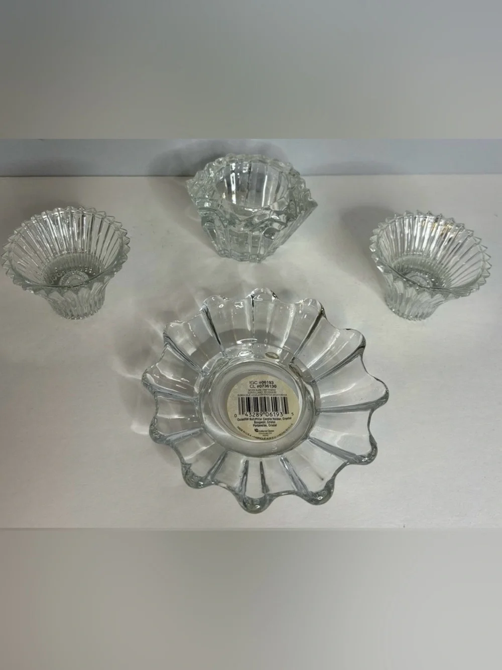 CANDLE HOLDERS (4)